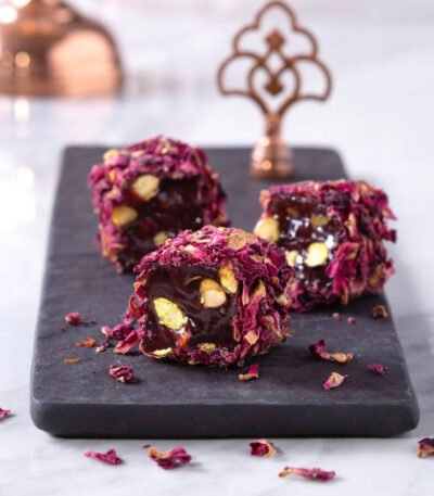 Gül Yapraklı Narlı Lokum-500 Gr