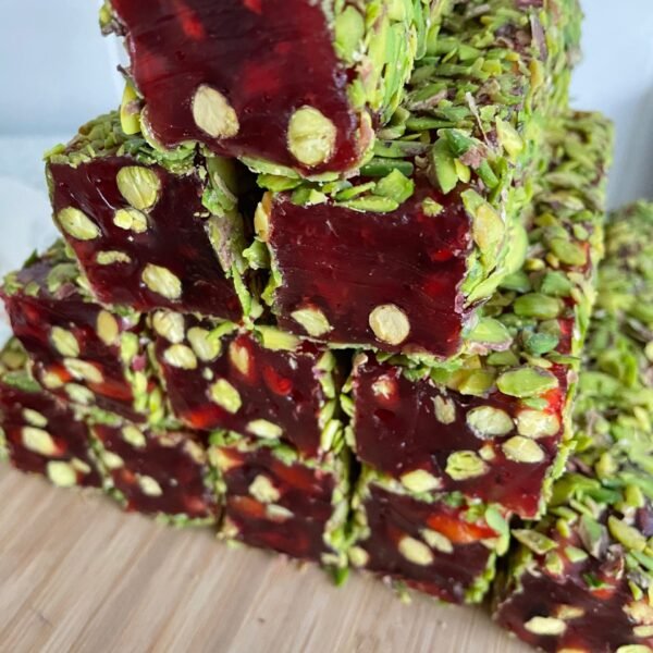 Narlı Antep Fıstığı Kaplı Lokum-500 Gr